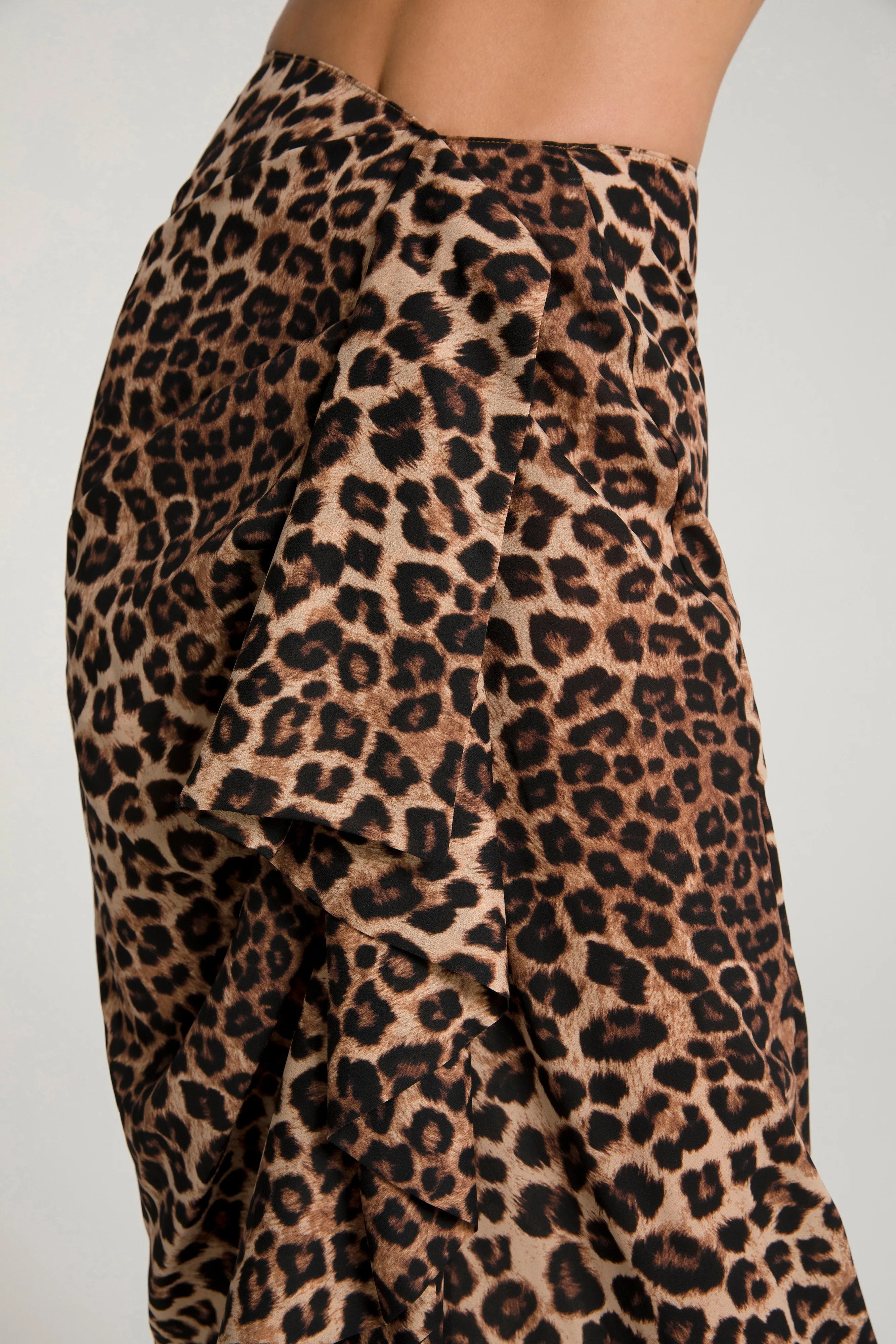 SUN & SAND SARONG | LEOPARD004