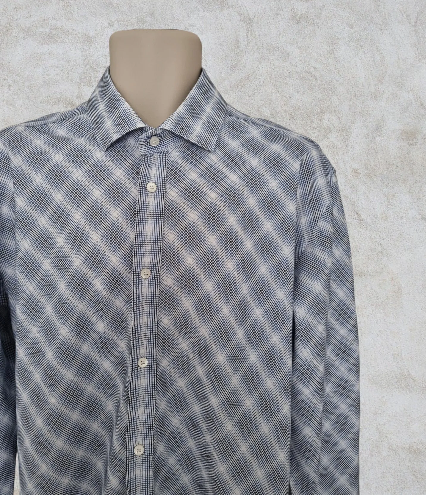 Ted Baker Mens Long Sleeve Blue & White Check Shirt. Size 6